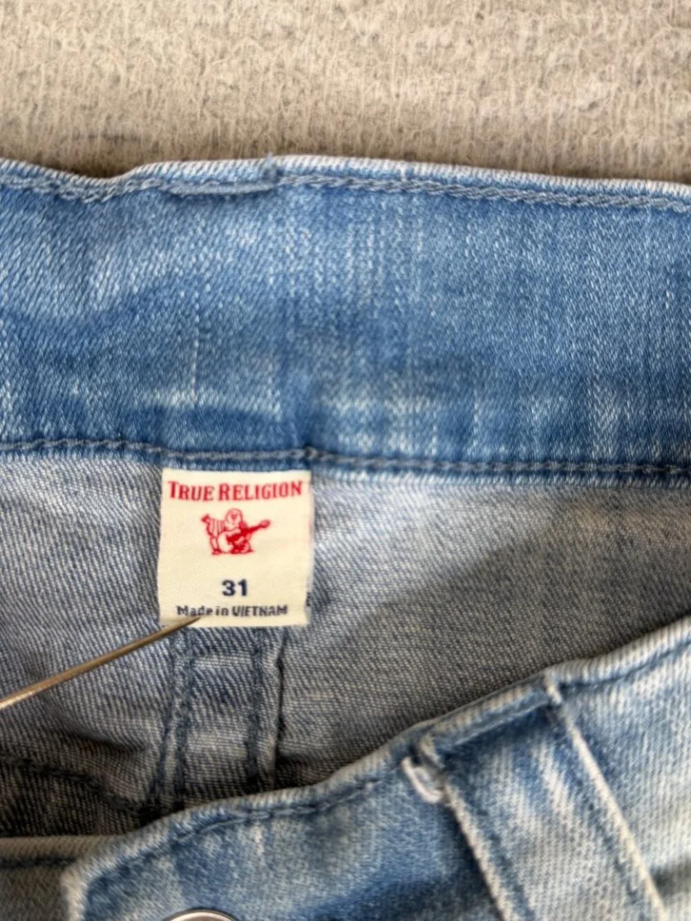 TRUE RELIGION Ricky Relaxed Straight Jeans Blue Yellow Horseshoe Stitch Mens 31